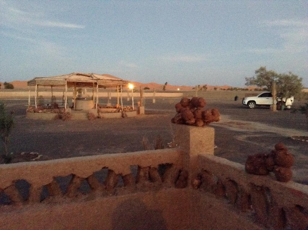 Отель Secret Du Sahara Мерзуга Экстерьер фото